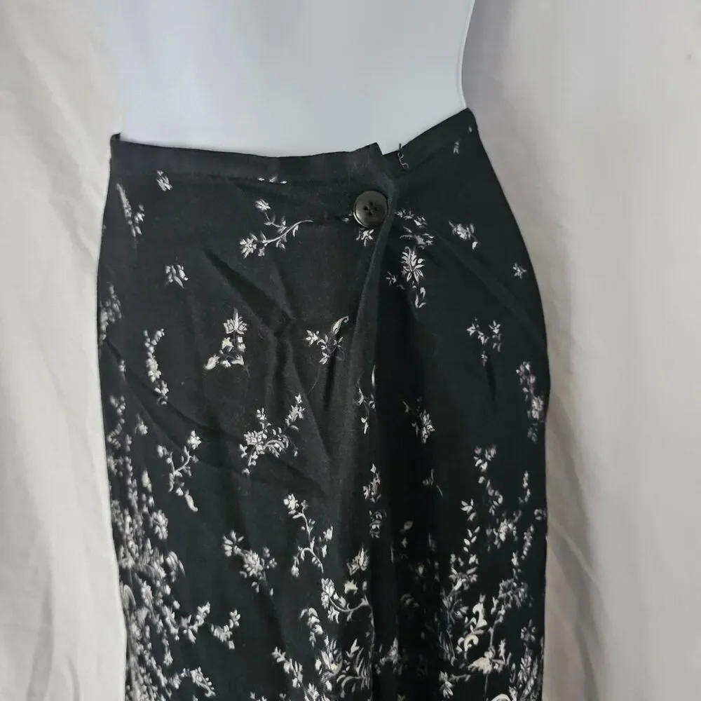 Liz-claiborne Women's Black and Grey Skirt